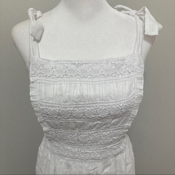 cupcakes & cashmere White Lacey Sundress NWT New size 2 - Picture 2 of 10